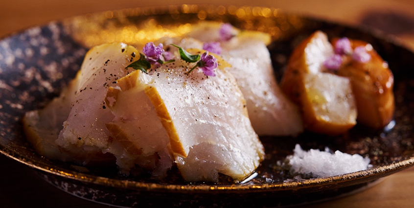 自家製燻製二種盛り(メカジキ・ホタテ)