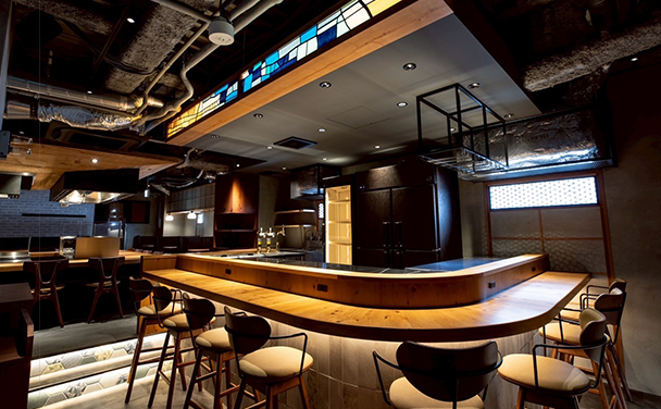 三茶一九 ハナレのカウンター席